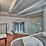 U Collection - A Luxury Collection Suites, *