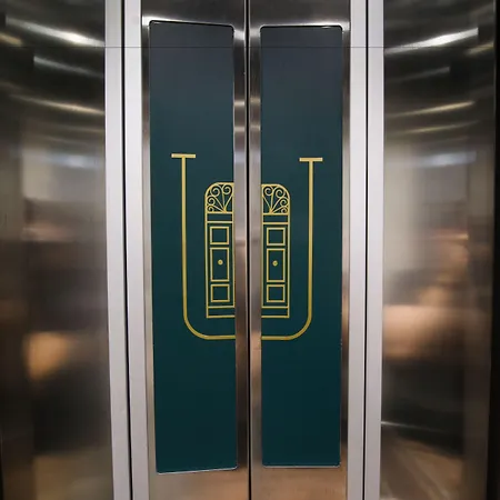 U Collection - A Luxury Collection Suites, アパート バレッタ