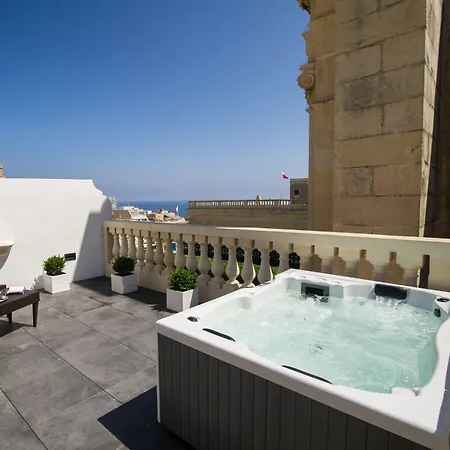 U Collection - A Luxury Collection Suites,