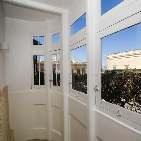 דירה U Collection - A Luxury Collection Suites,