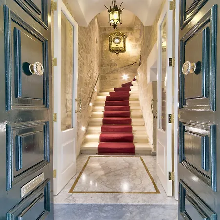U Collection - A Luxury Collection Suites, ואלטה