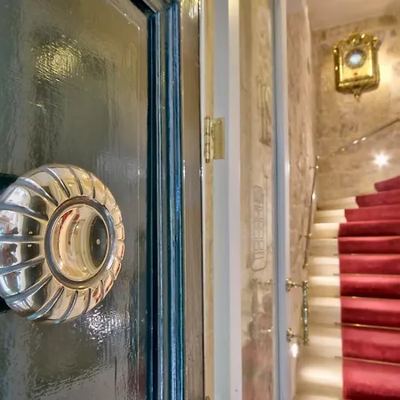 U Collection - A Luxury Collection Suites, * Valletta