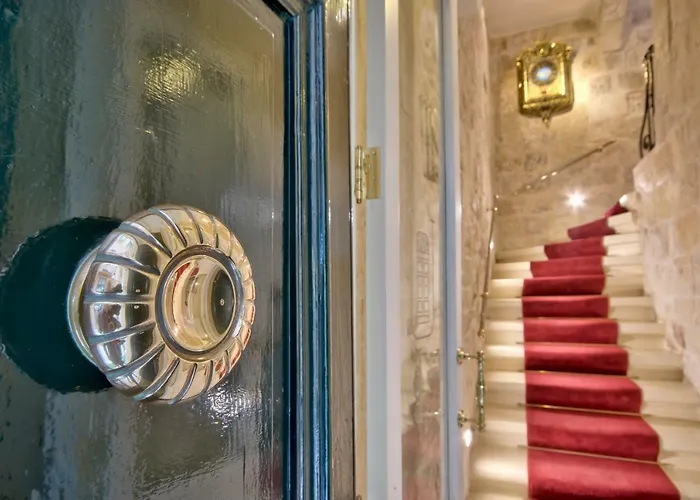 U Collection - A Luxury Collection Suites, * La Valette